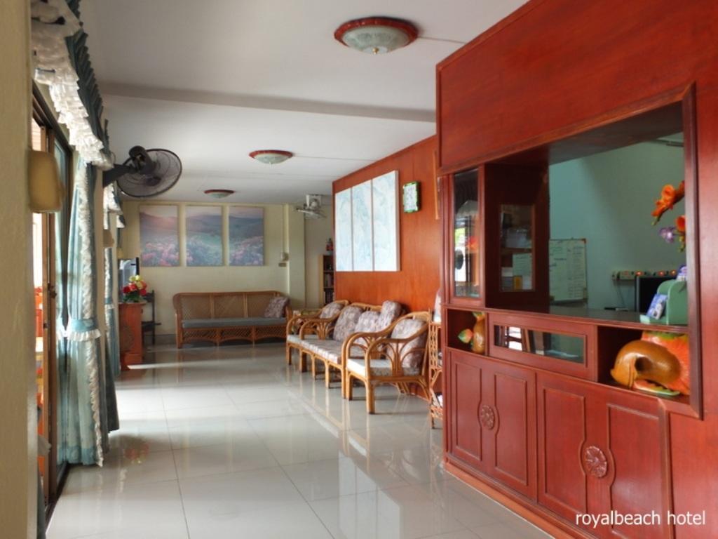 Royal Beach Guest House Hua Hin Exterior photo